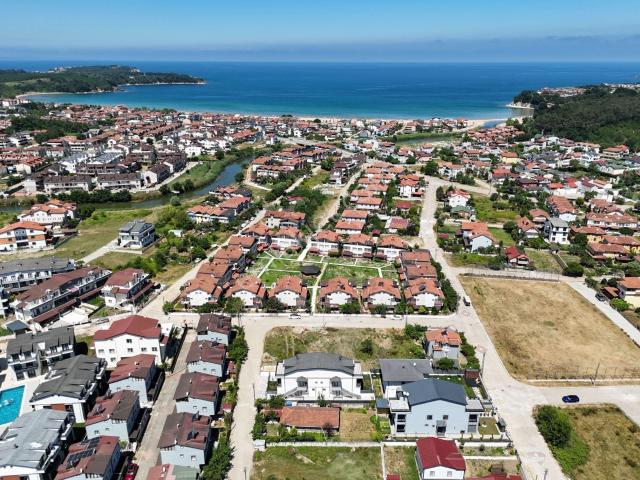 Altın Emlak'tan Kefken Kumcağız Yakamoz Sitesi'nde Satılık Villa
