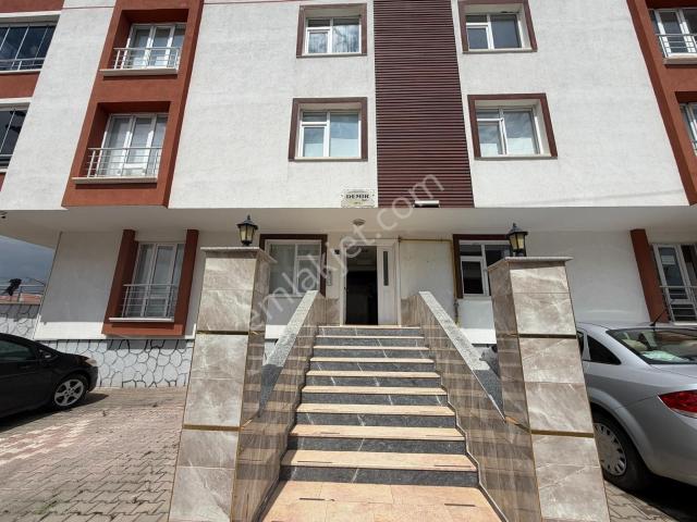 Altın Emlaktan Kervansaray Hastane Bölgesinde Kiralık 3+1 Daire
