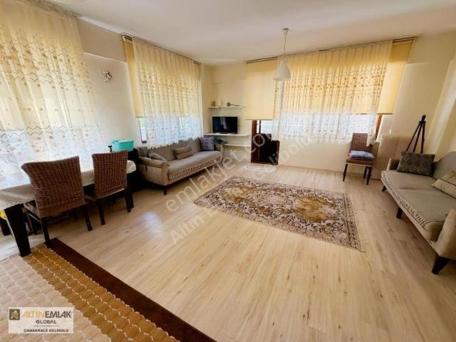 Altın Emlaktan Plaja Yakın Full Eşyalı 2+1 Kiralık Daire