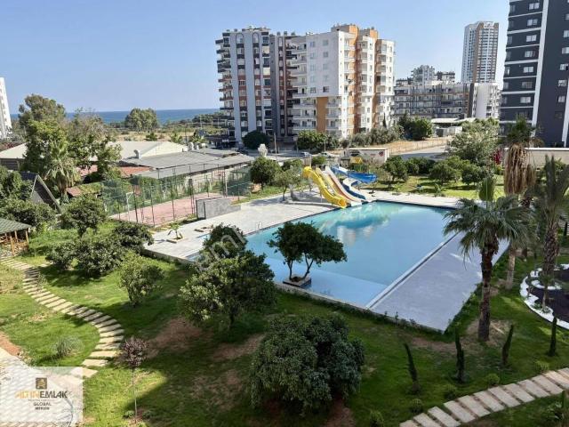 Altın Emlak'tn Gmk 100 M Aquaparklı Sitede Deniz Manzaralı 2+1