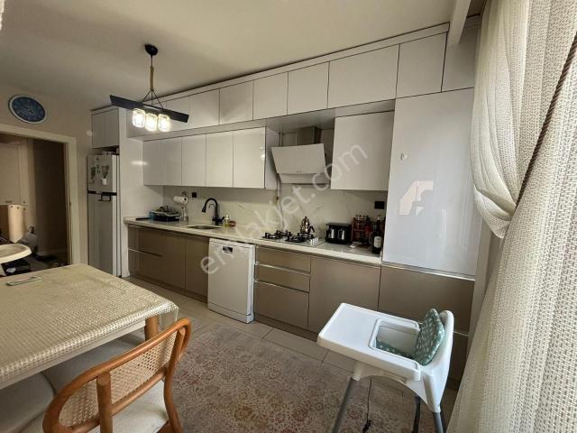 Altin Oranda Bakimli 150 M2 Kapali Garajli Güney Cephe 3+1