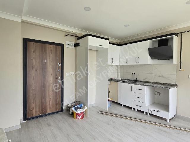 Altınova Satılık 1+1 Daire Giriş Kat, Ankastre, Bahçe Kullanımlı
