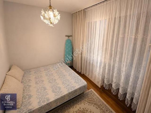 Altınoluk'ta Denize 50 Metre Satılık Villa