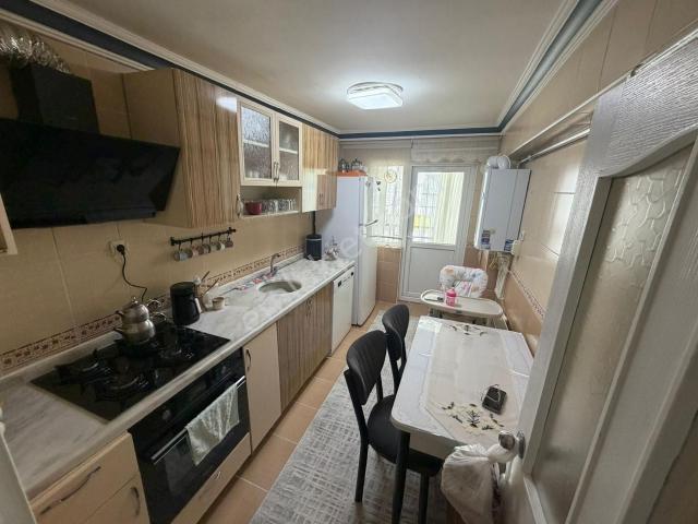 Altında Daire Var kattaki Daireyle Aynı M2 3+1 Full+full Yapılıı