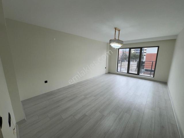 Altındağ Feridun Çelik Mahallesi Yerden Isıtımalı Full Yapılı 2+1 Satılık Daire !