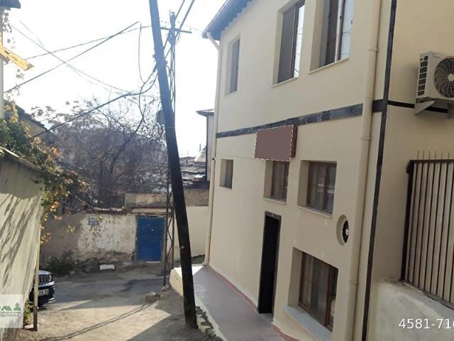 Altındağ Hamamönü'nde, 2 Katlı Konak