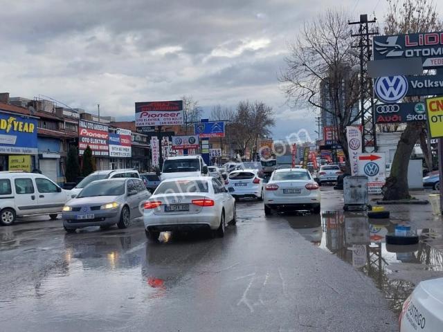 Altındağ Zübeyde Hanımda Cadde Arkası, Merkezı Konum 24 M² Ofis