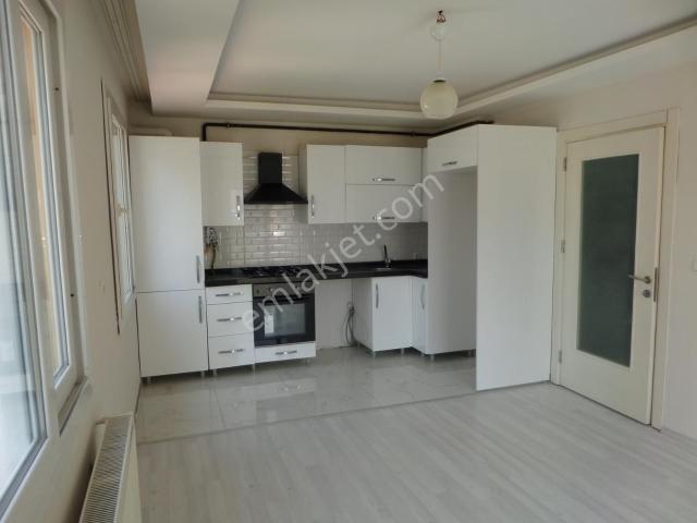 Altıneller Özel Okulu Civ 3+1,açık Mut.doğalgazlı Kiralık Daire