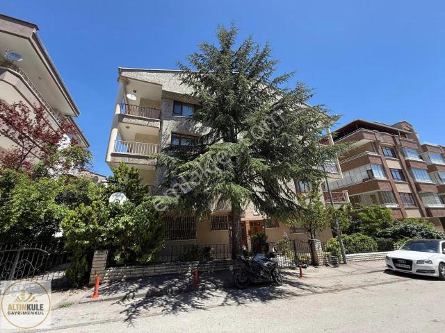 Altınkule'den Birlik Mh. Zievekent Karşısı 3+1 Giriş Daire