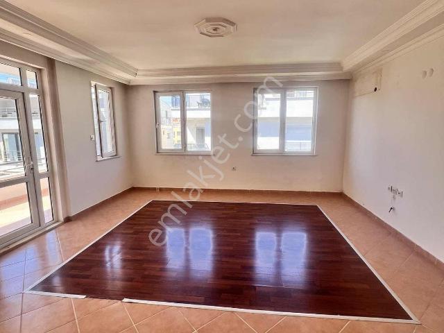 Altınkum Mahallesi Kent Meydanı Arkası Denize 150 M 2+1