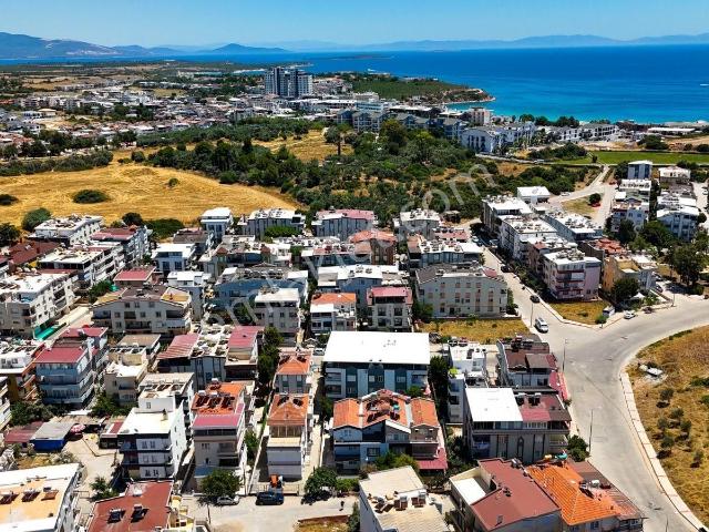 Altınkum Sahile 560 Metre Mesafede Satılık 4+1 Havuzlu Tripleks