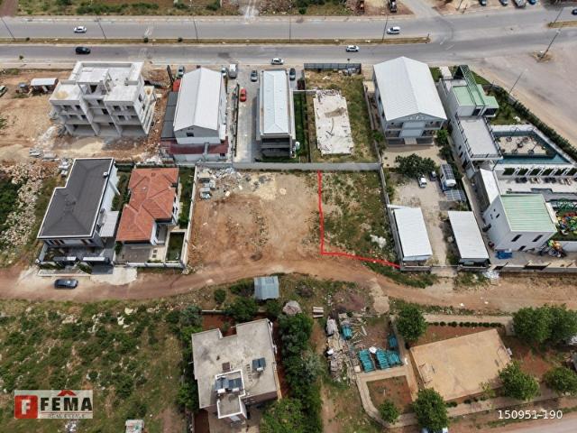 Altınkale'de Satılık Villa Arsası 453 m Emsal 0.60