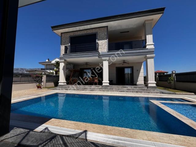 Altınkale'nin Kalbinde Satılık Süper Lüks Villa