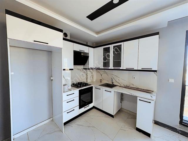 Altıntaş'ta Arakat 1+1 Kiralık Daire