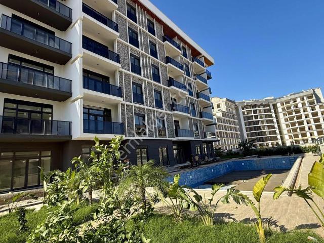 Altıntaş'ta K.otoparklı Ara Katta Satılık 2+1 Daıre