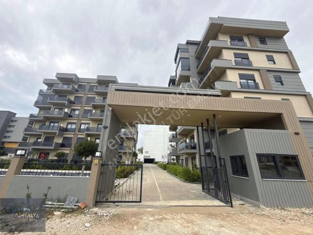 Altıntaş'ta Köfteci Yusuf Anayol Yakını Lüx 2+1 Dublex Daire