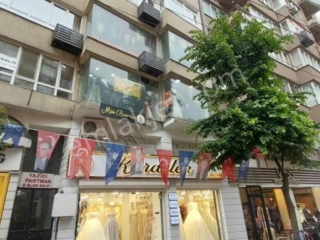 Altıparmak Cadde Üstü Satılık İş Yeri
