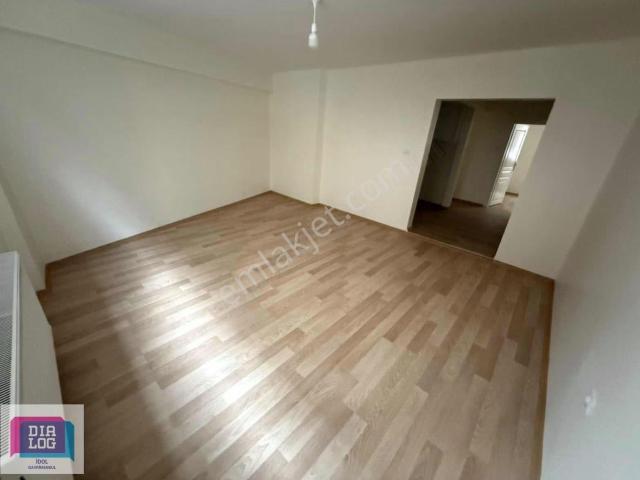 Altıparmak Da Temiz 3+1 Kiralık Daire