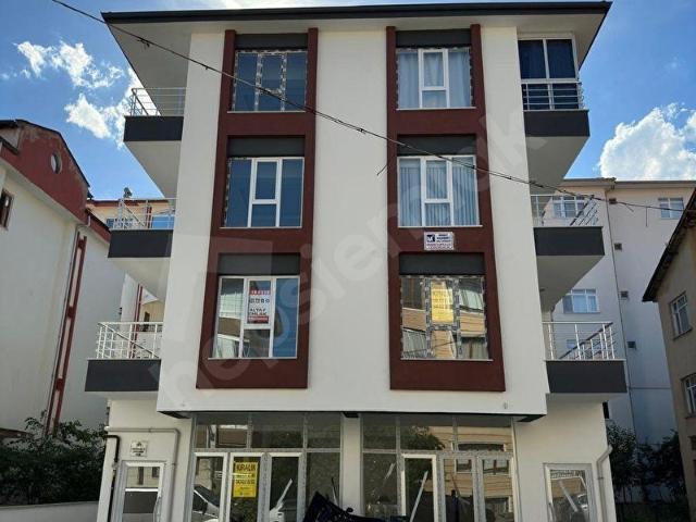 ALTAY EMLAKTAN MERKEZİ KONUMDA HACIKARA KİRALIK 2+1 SIFIR DAİRE