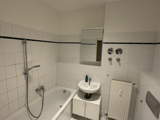 Altbauwohnung close to Prenzlauer Berg, Berlin Amsterdam Apartments for Rent