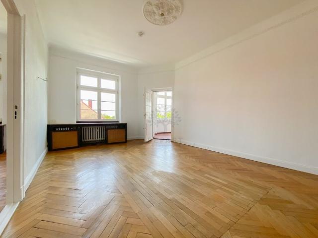 ALTBAUWOHNUNG | 4 ZIMMER | WINTERGARTEN | BERLIN WESTEND | PROVISIONSFREI!