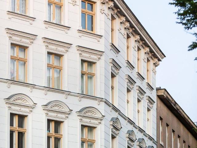 Altbau Charme! Vermietete 3 Zimmer Wohnung nahe dem Tempelhofer Feld