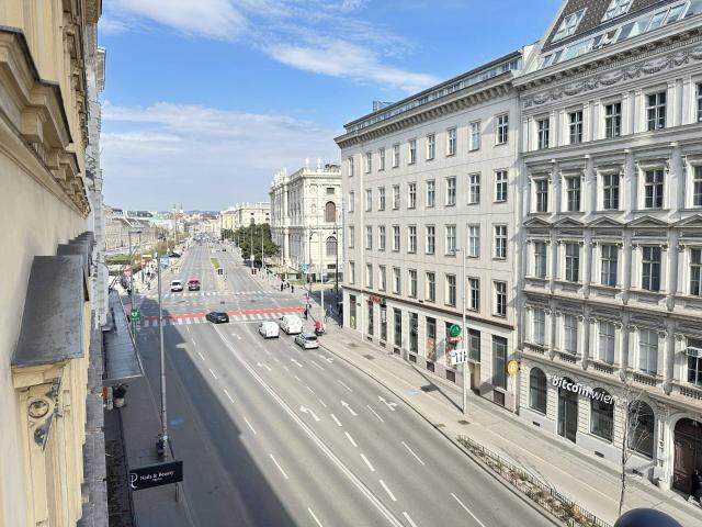 Altbau Juwel an der Grenze zur Innenstadt – Wohnen in Toplage zwischen Museumsquartier und Naschmarkt zu kaufen in 1060 Wien