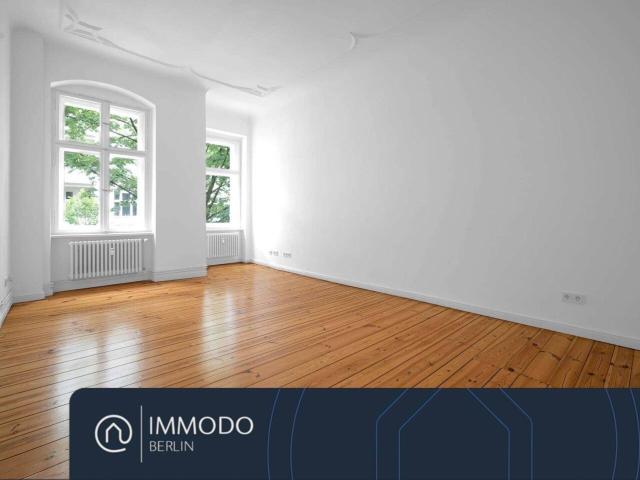 ? Altbau Juwel in Friedrichshain Bestlage hochwertige 2 Zimmer Altbau Wohnung mit Süd Balkon