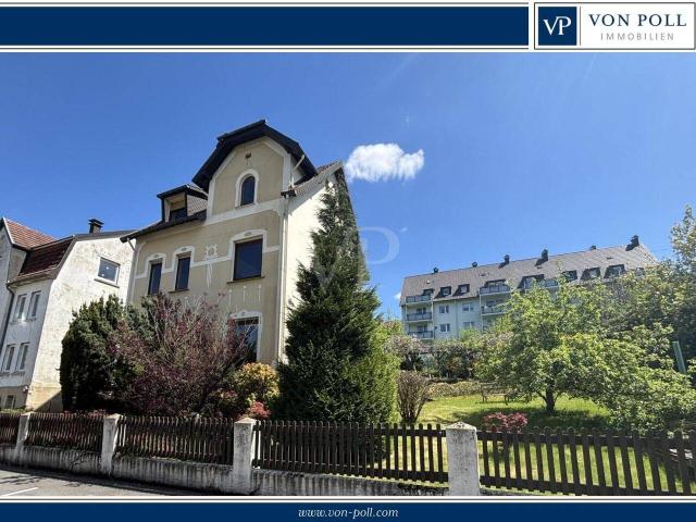 Altbau Juwel mit grüner Rückzugsoase!