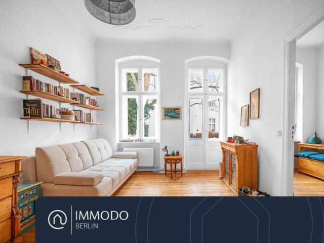 ? Altbau Traum in Friedenau hochwertige 2 Zi Wohnung mit sonnigen Süd West Balkon im ruhigen HH