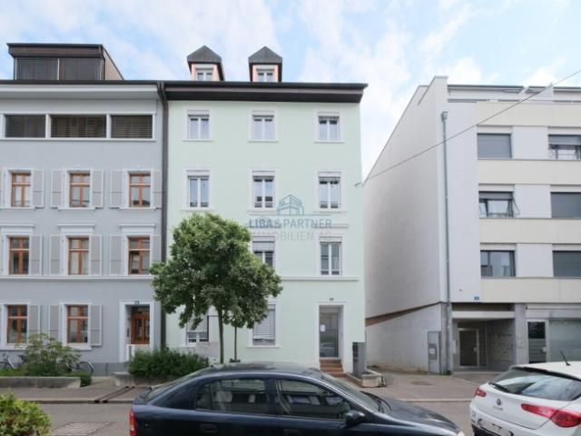 Altbau trifft Moderne Totalsanierte Maisonette mit elegantem Flair