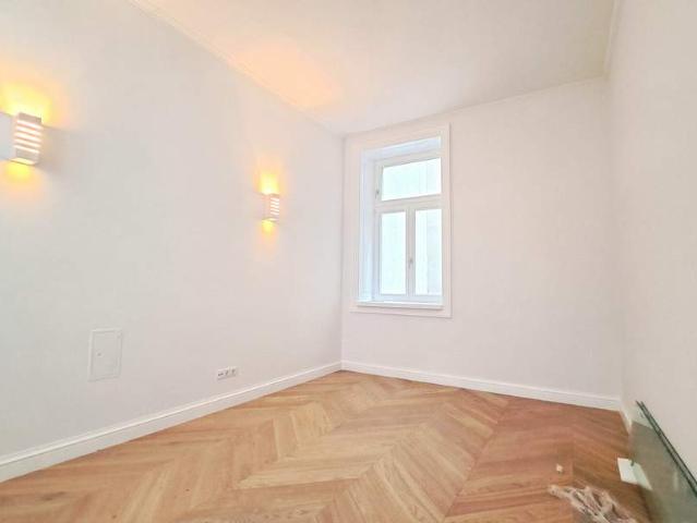 Altbaucharme in Traumlage Perfekte Stadtwohnung für Singles!