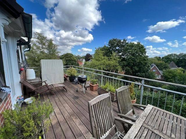 Altbaujuwel: Über 200 qm in Toplage