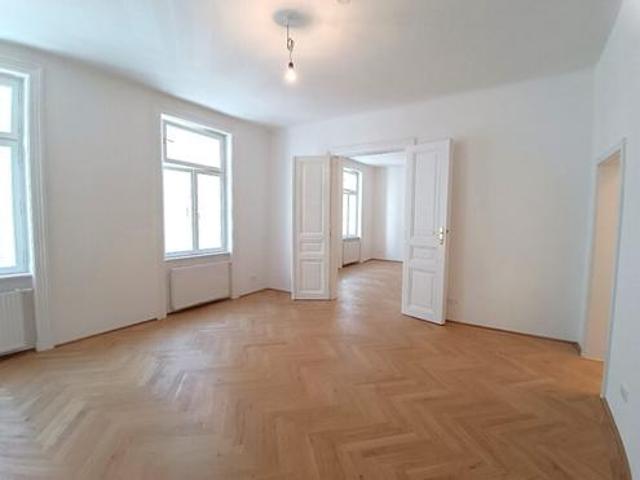 Altbaujuwel mit Erstbezug und U Bahn Nähe! 3 Zimmer! Nähe Servitenviertel & U4 Friedensbrücke!