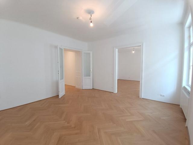 Altbaujuwel mit Erstbezug und U Bahn Nähe! 3 Zimmer! Nähe Servitenviertel & U4 Friedensbrücke!