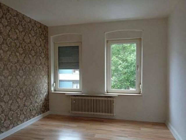 Altbauliebhaber 4Familienhaus mit Balkone und Garten