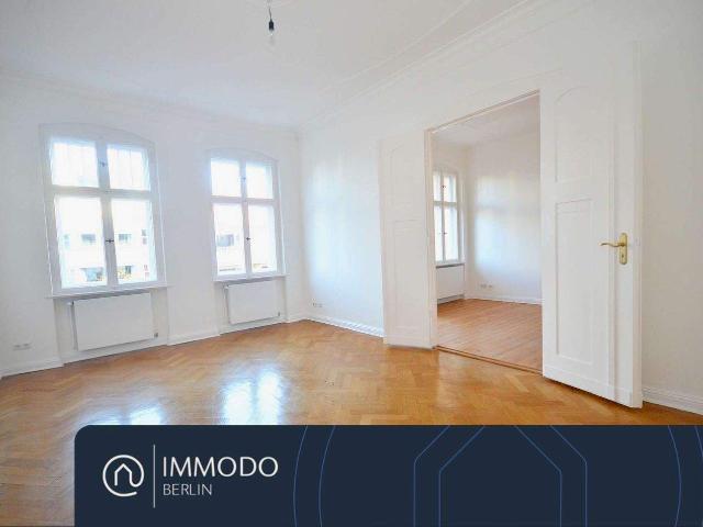 ? Altbauperle im Prenzlauer Berg Charmante 3 Zi Whg mit Balkon, Stuck & Flügeltüren