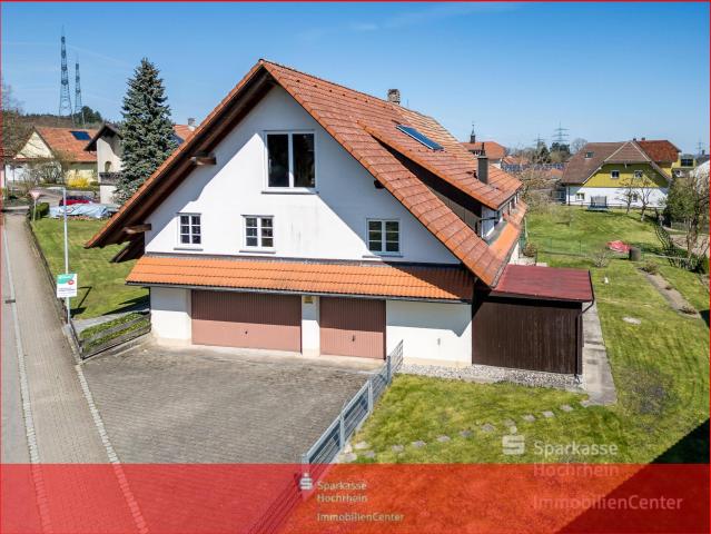 Altehrwürdiges Bauernhaus mit viel Platz sowohl innen als auch außen