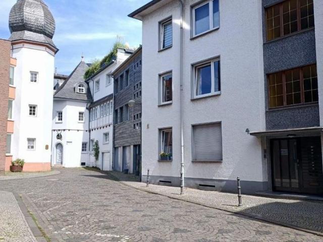 Altersgerechte EG Wohnung, eigene Garten Neuss City zu verkaufen