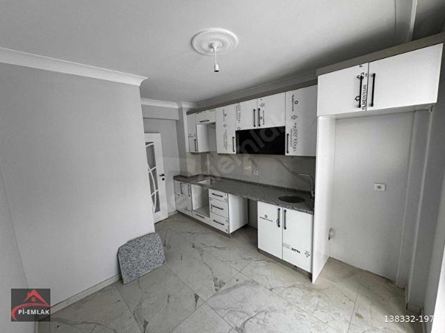 ALTINDAĞ BEŞİKKAYA MAHALLESİ İMKB KARŞISI 3.KAT ÖN CEPHE