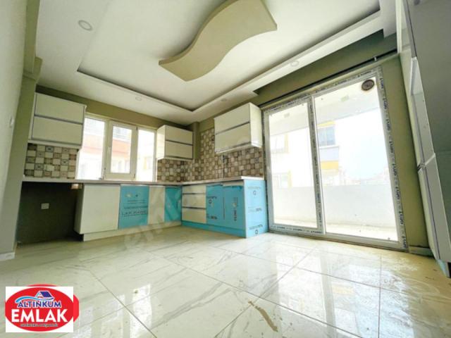 ALTINKUM EMLAKTAN EDREMİT'TE SATILIK İÇİ FULL YAPILI 3+1 DAİRE