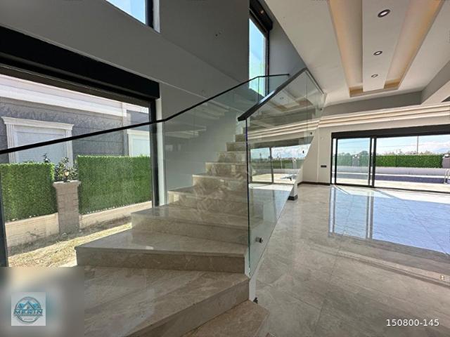 ALTINKALE'DE 341M2 HAVUZLU SIFIR SATILIK MÜSTAKİL VİLLA