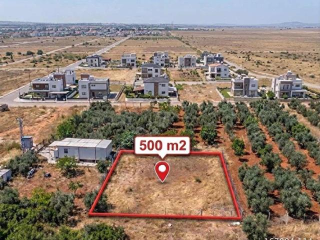 ALTINKALE'DE MERKEZ TARAFI 500 metre GÜNEY CEPHELİ VİLLA ARSASI