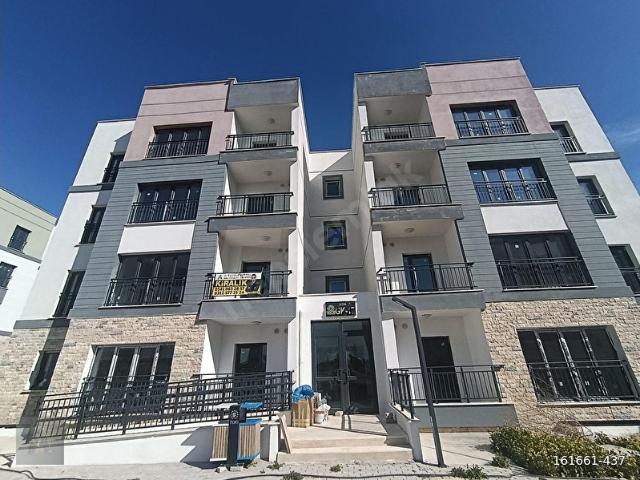 ALTINKENT'TEN SEFERİHİSAR TOKİ'DE ÖNÜ AÇIK ARAKAT KİRALIK DAİRE