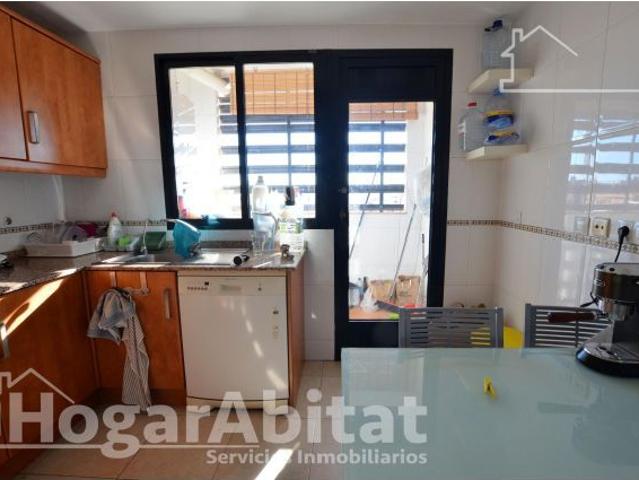 ALTO Y MUY LUMINOSO EN RESIDENCIAL CON PISCINA, ASCENSOR Y GARAJE