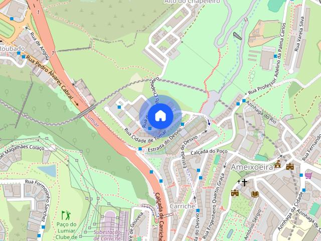 Aluga se T2 com 4 camas em Lisboa junto a Cidade Universitaria