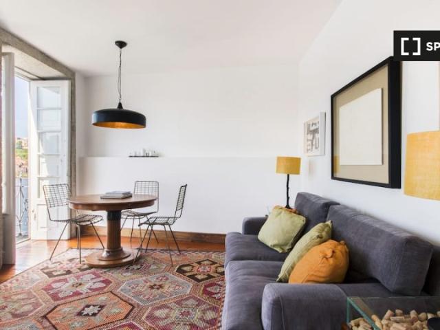 Aluga se apartamento de 1 quarto nas Fontaínhas, Porto