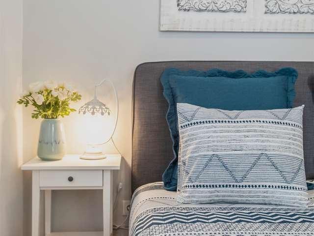 Aluga se quarto em apartamento de 12 quartos no Porto