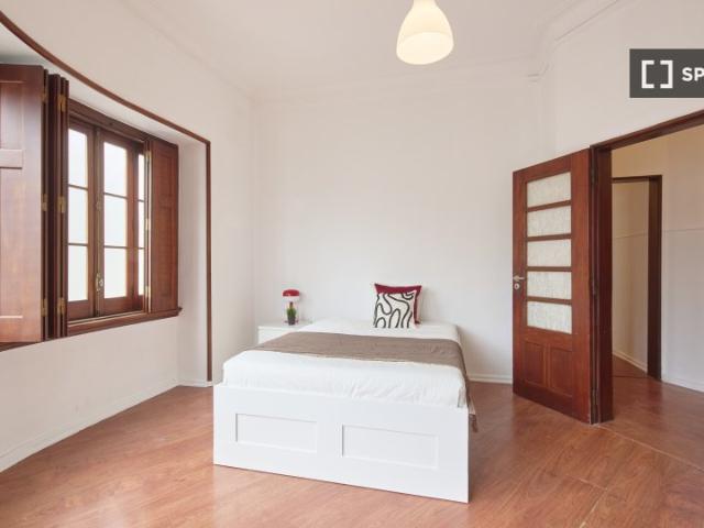 Aluga se quarto em apartamento partilhado em Lisboa