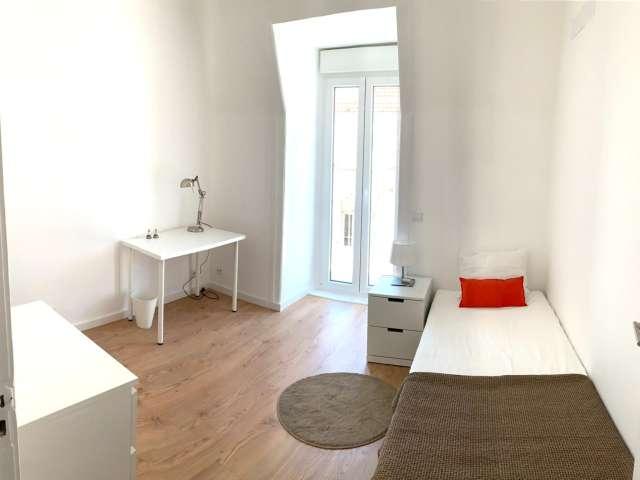 Aluga se quarto em apartamento partilhado em Lisboa